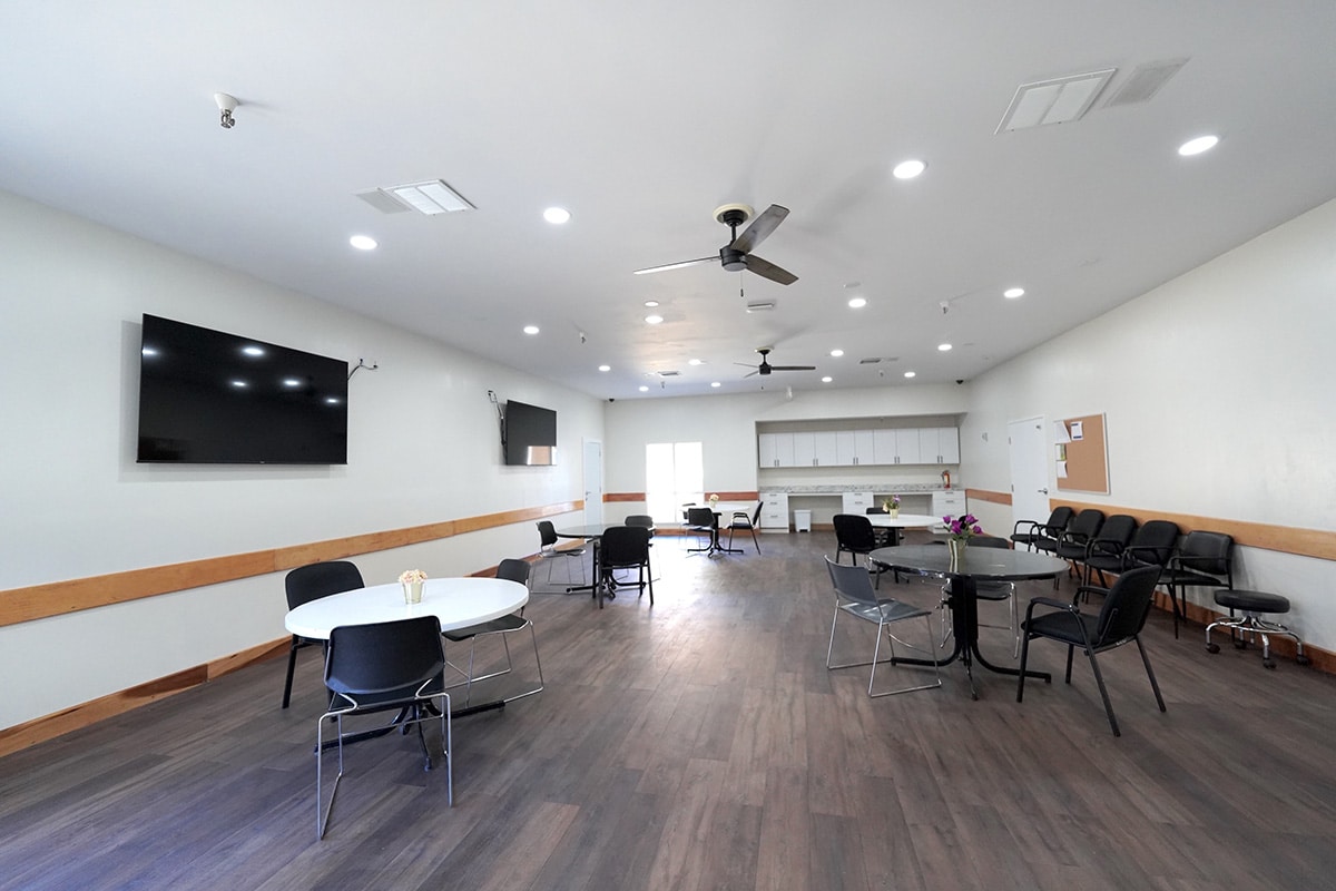 activity and dining room at Concord Post Acute